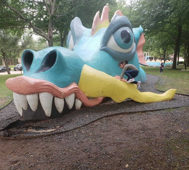 dragon-park-photo